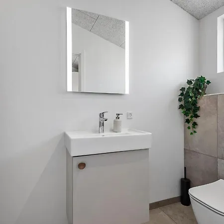 Stunning In With Sauna *