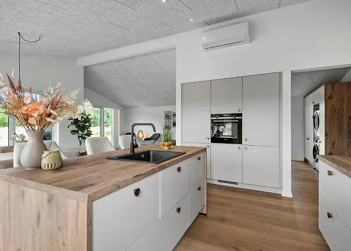 Stunning In With Sauna Feriehus